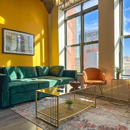 Spacious 2Br Vacation Rental With City View, Optional Parking And Gym Near Mccormick Place & Downtown Chicago Attractions ภายนอก รูปภาพ