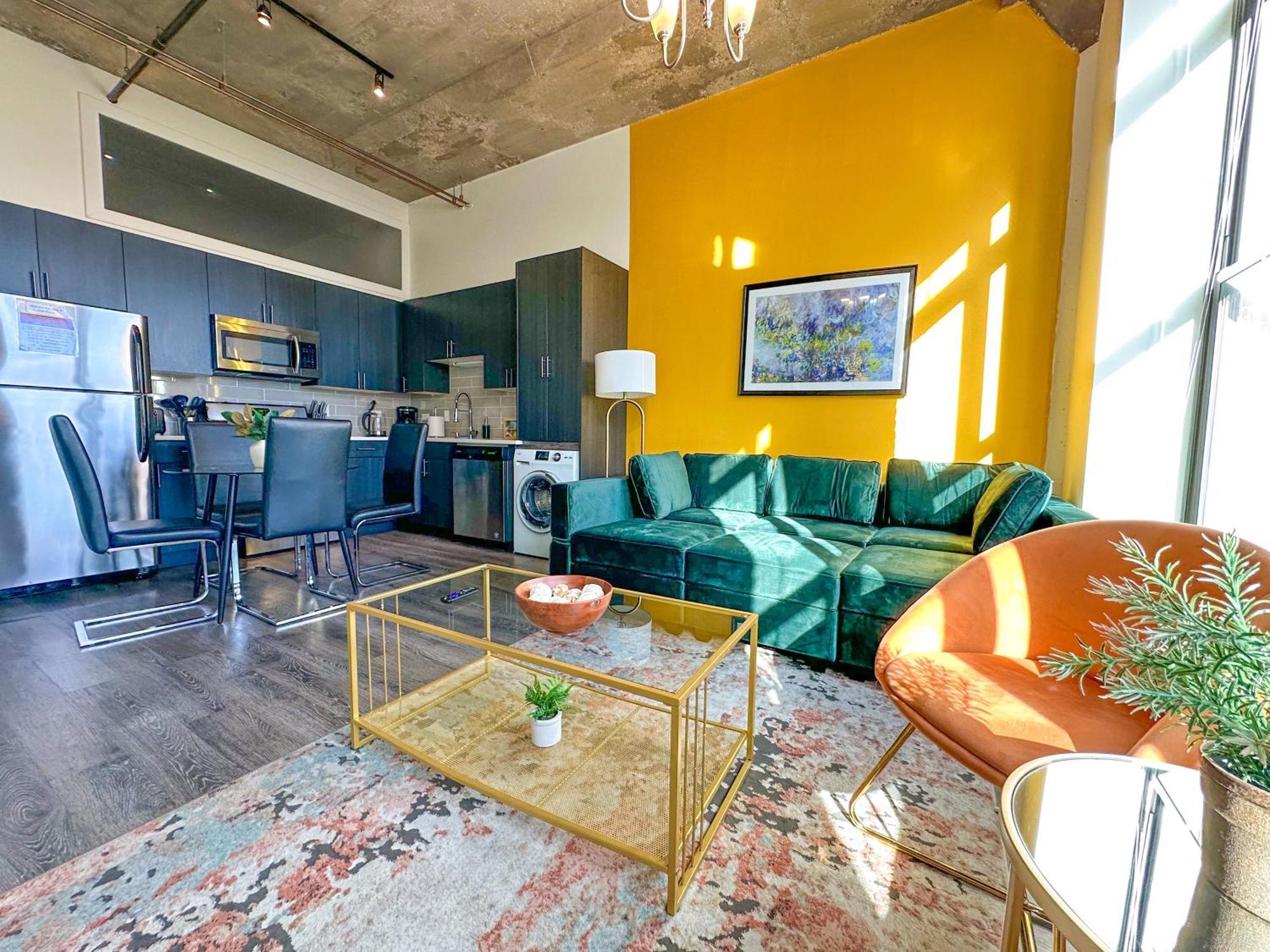 Spacious 2Br Vacation Rental With City View, Optional Parking And Gym Near Mccormick Place & Downtown Chicago Attractions ภายนอก รูปภาพ